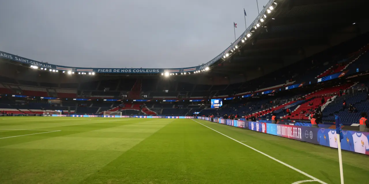 Ligue 1 et Ligue 2 : La liste choc des clubs à vendre !