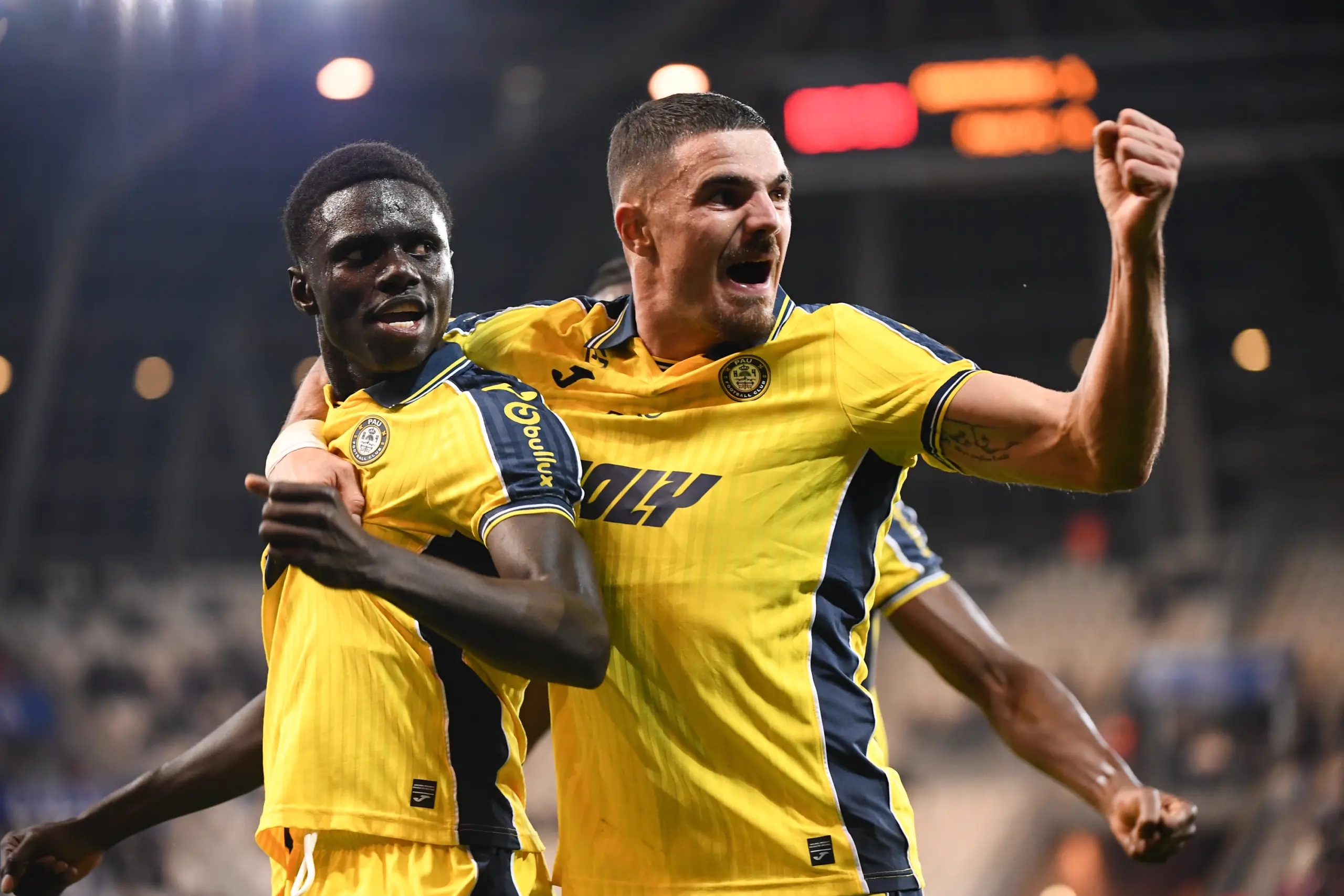 Ligue 2 : "Pau peut surfer sur le doute stéphanois."