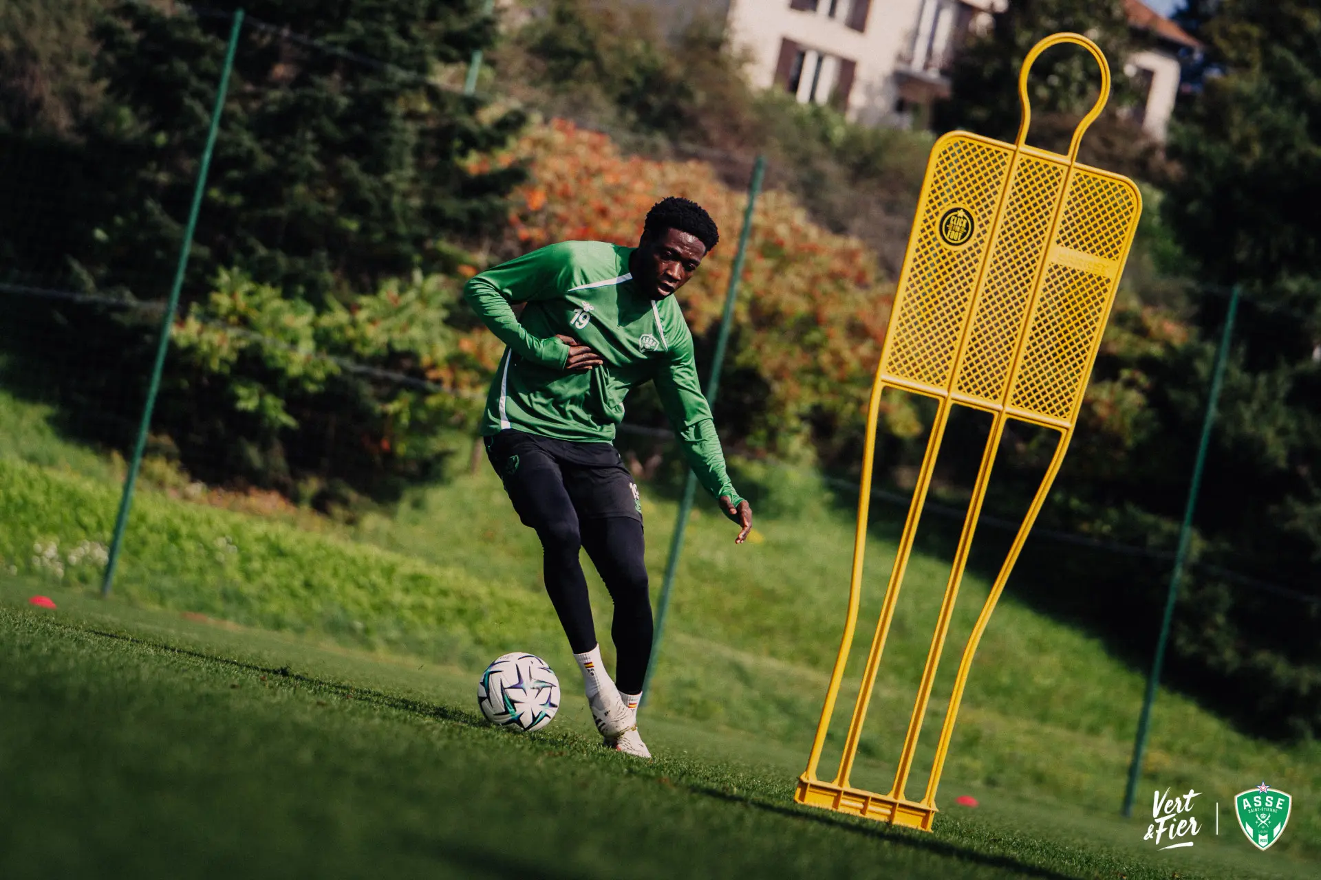 Ghana battu, Annan encore écarté