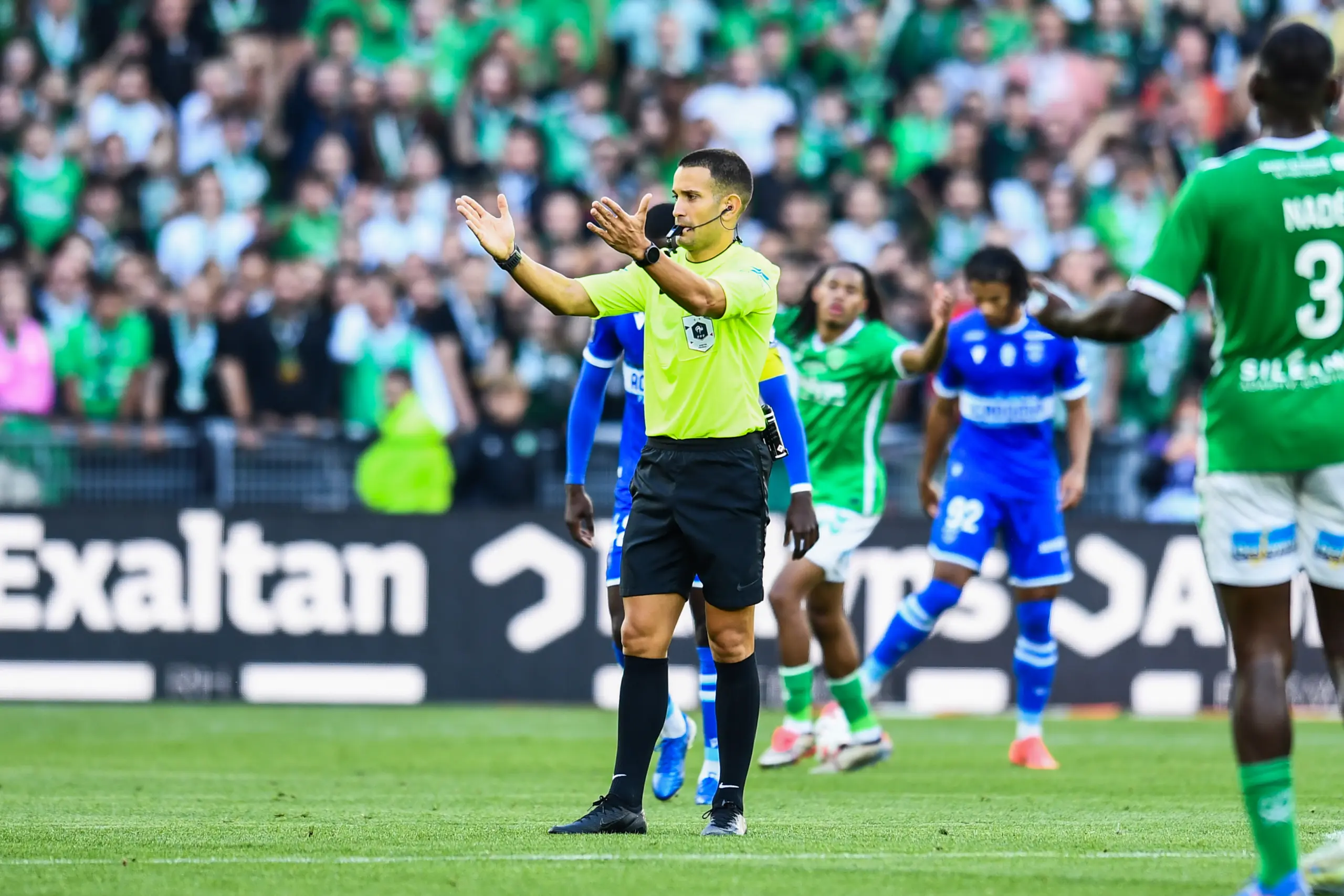 Ligue 2 : Un arbitre expérimenté pour un match sous tension