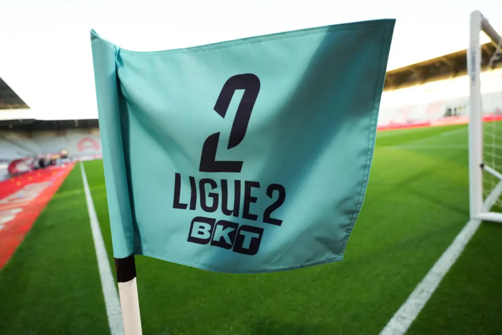 Ligue 2 : l’ASSE dauphin, Montpellier peut revenir, Troyes leader sous pression
