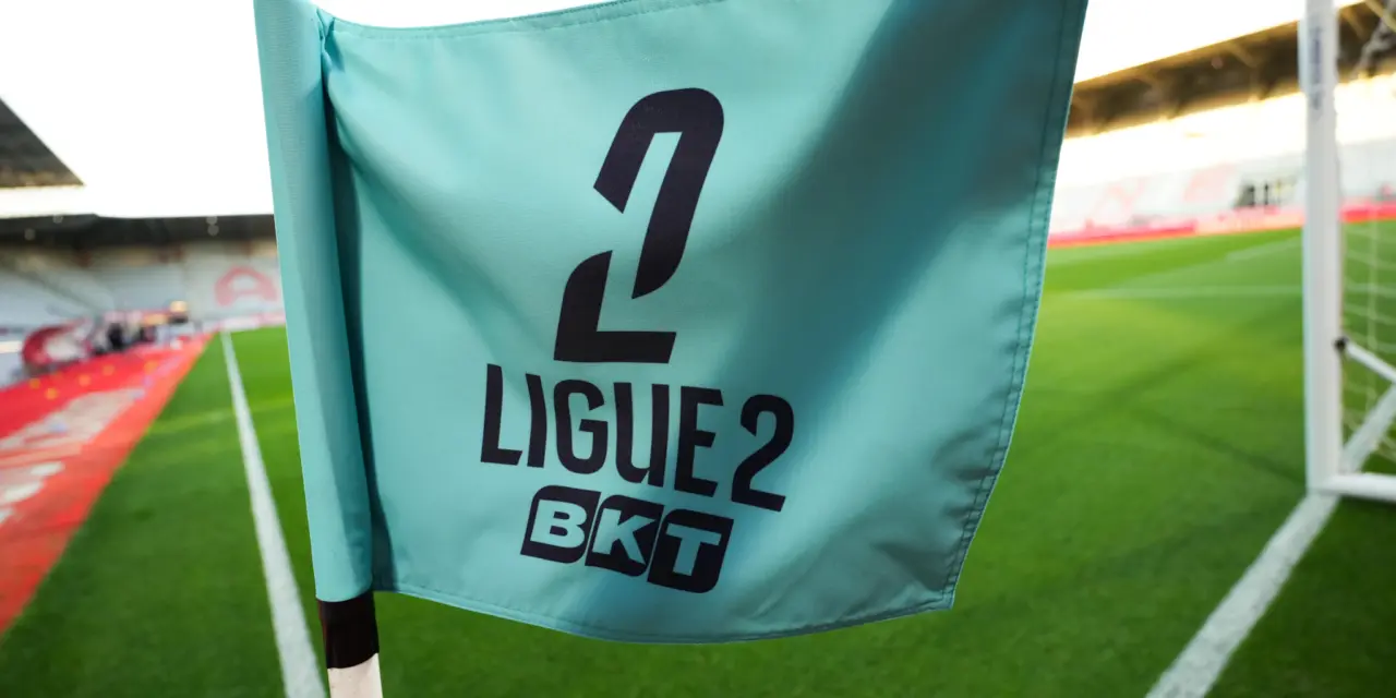 Ligue 2 : l’ASSE dauphin, Montpellier peut revenir, Troyes leader sous pression