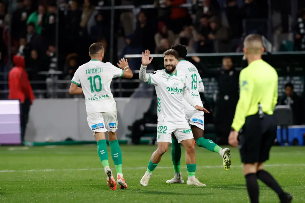 ASSE : Deux salles, deux ambiances