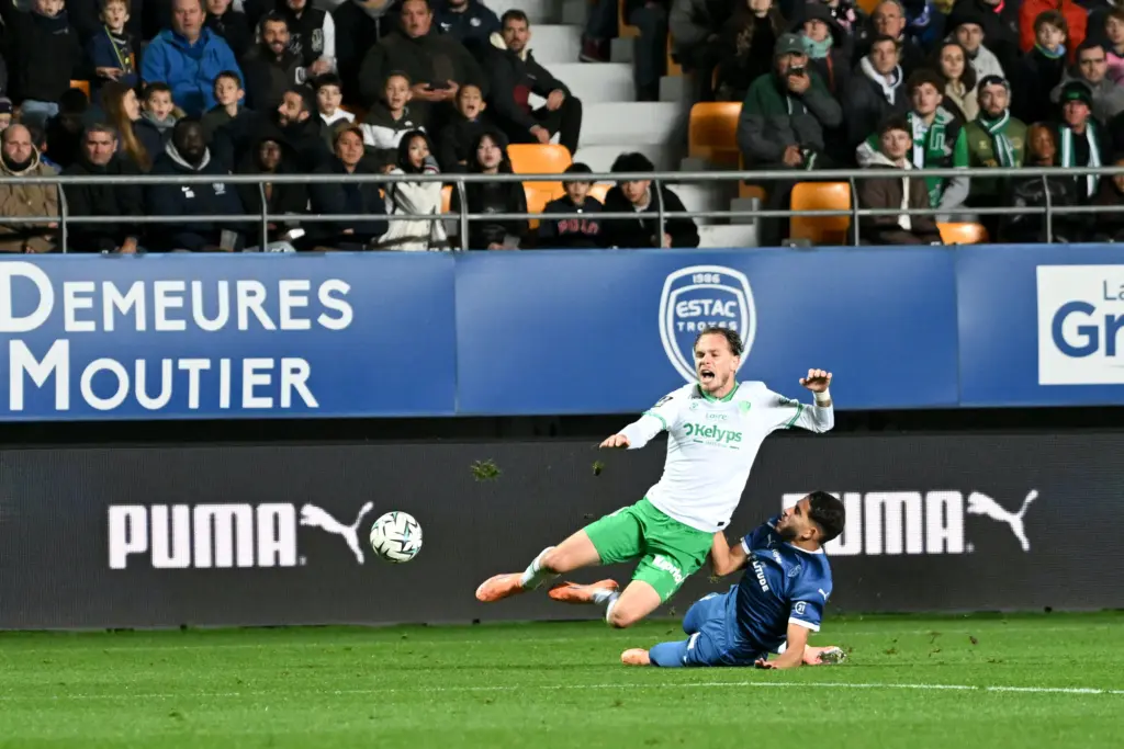 Plus de peur que de mal pour Irvin Cardona ! - ASSE
