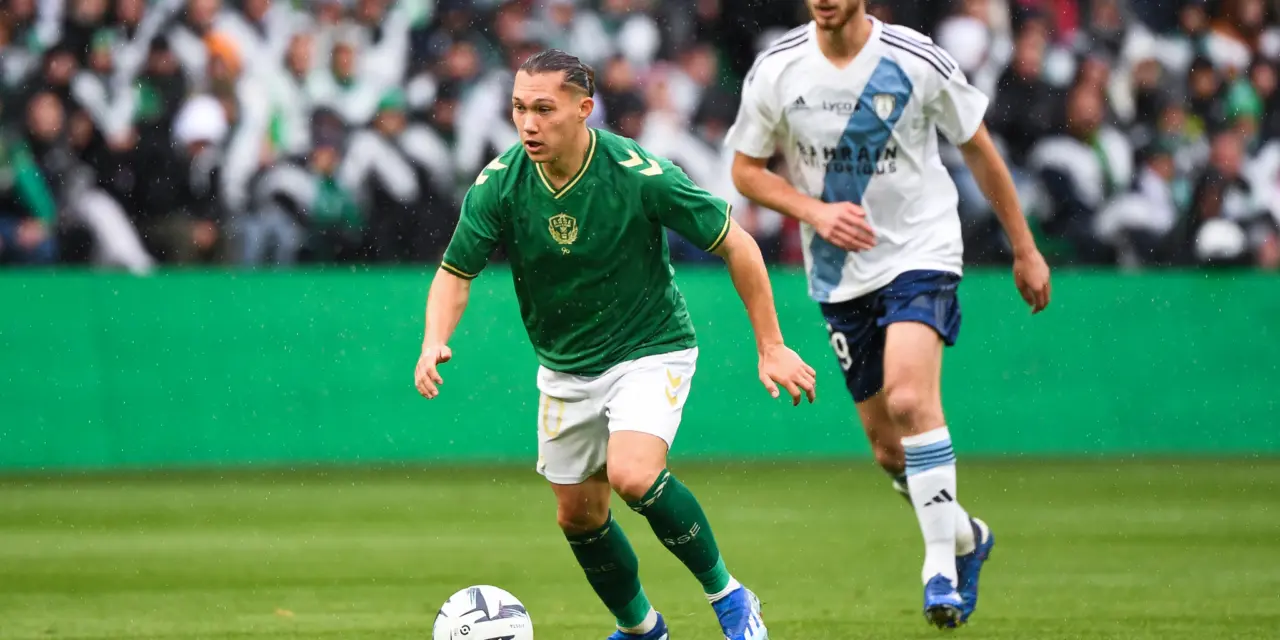 Aux Pays-Bas, cet ex de l'ASSE termine l'ann&eacute;e en feu !