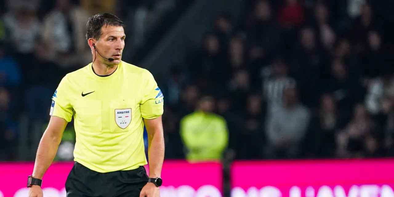 Ligue 2 : L’ASSE retrouve Stinat… et grimace