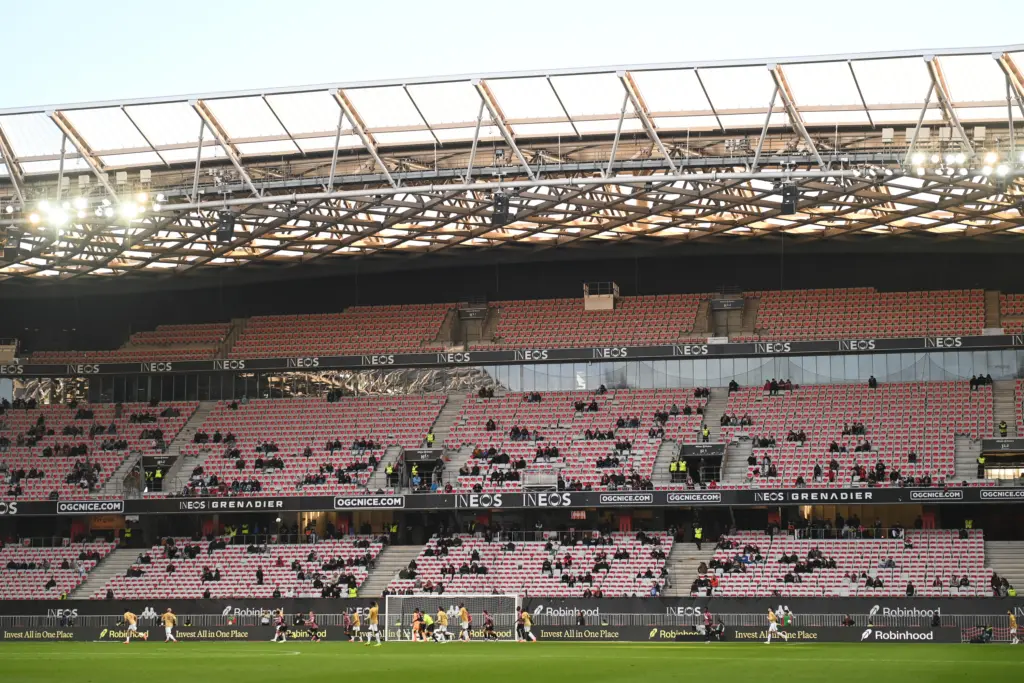 Nice : avant l’ASSE, les supporters montent un cirque