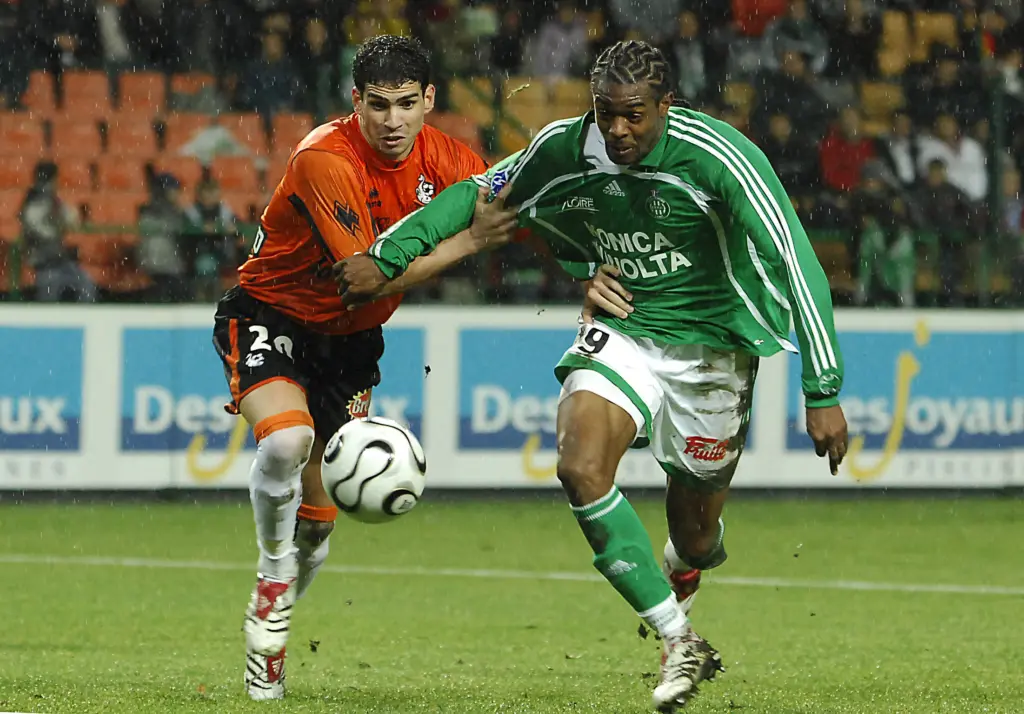 Medjani choisit Liverpool plutôt que l'ASSE : il révèle enfin pourquoi