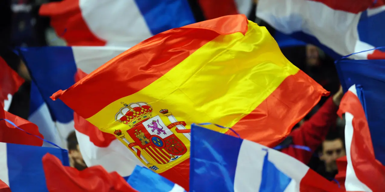 D&eacute;part surprise de Valls qui quitte la France et s'attaque &agrave; l'Espagne