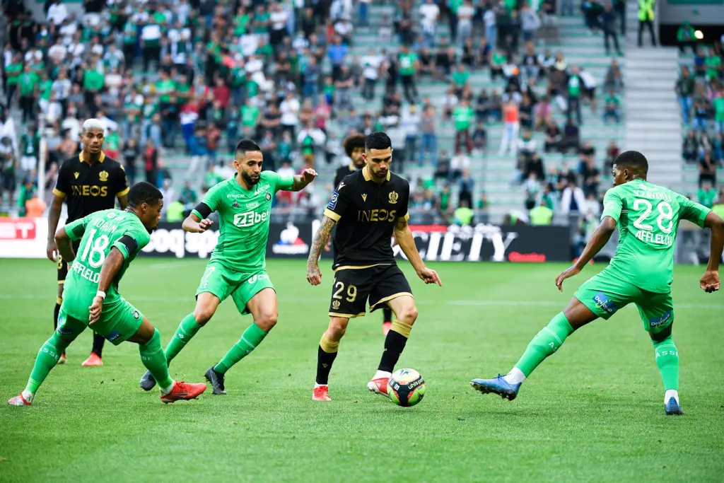 Recalé par l'ASSE, il s'éclate sous la houlette de Fabregas en Italie