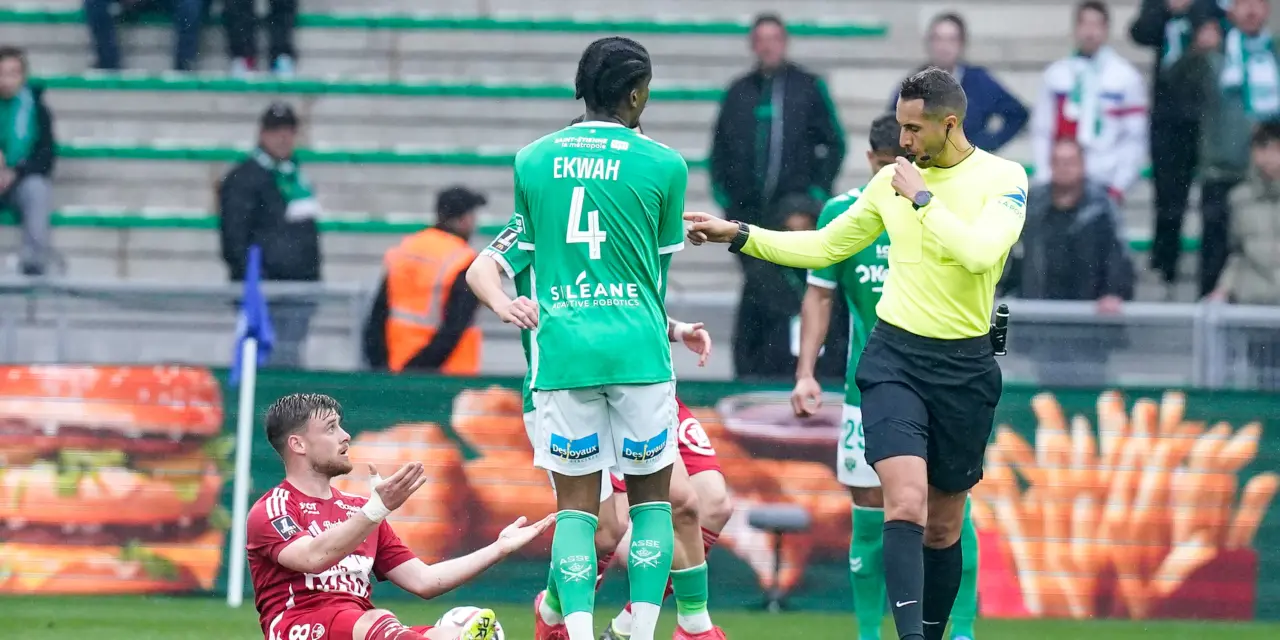 Ligue 2 : Un arbitre qui r&eacute;ussi bien &agrave; l'ASSE pour affronter Reims