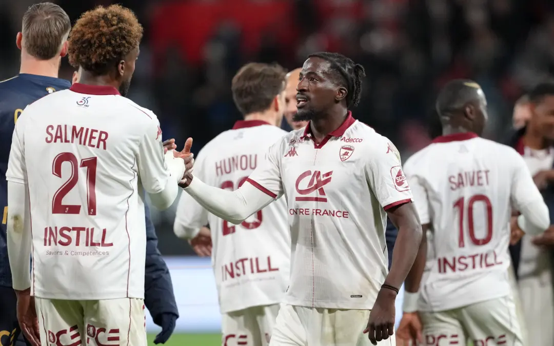 Ligue 2 : "C&rsquo;est dur d&rsquo;imaginer Clermont emb&ecirc;ter l'ASSE"