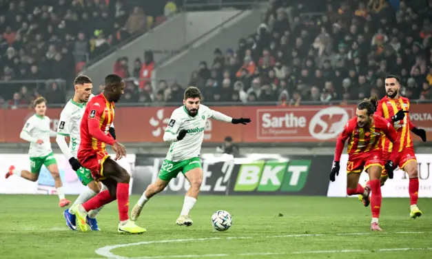 ASSE : La d&eacute;fense rassure, Lucas Stassin inqui&egrave;te