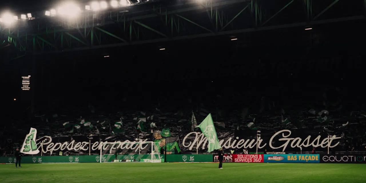 Quand Geoffroy-Guichard rend hommage &agrave; Jean-Louis Gasset