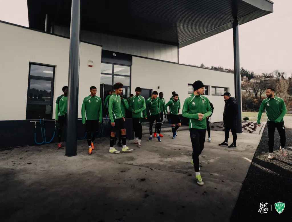 Surprise à l’Etrat : 4 jeunes avec Montanier - ASSE