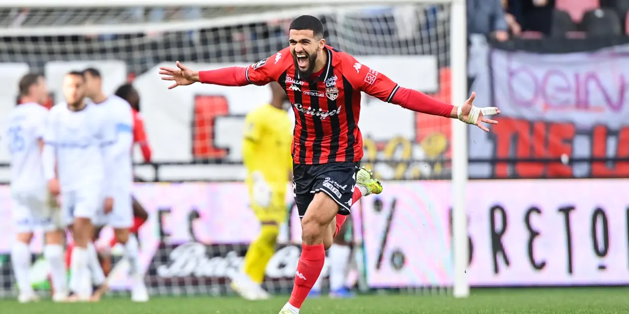 Mercato : l&rsquo;ASSE tent&eacute;e par le recrutement d'un Guingampais