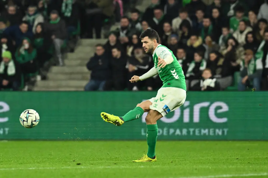 Ligue 2 : L’ASSE place un joueur dans l’équipe type de la J22