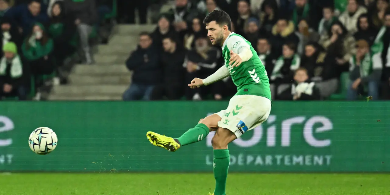 Ligue 2 : L&rsquo;ASSE place un joueur dans l&rsquo;&eacute;quipe type de la J22