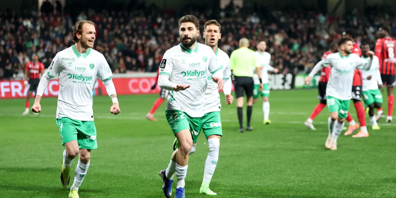 Ligue 2 : L'ASSE place deux joueurs dans l&rsquo;&eacute;quipe type de la J23