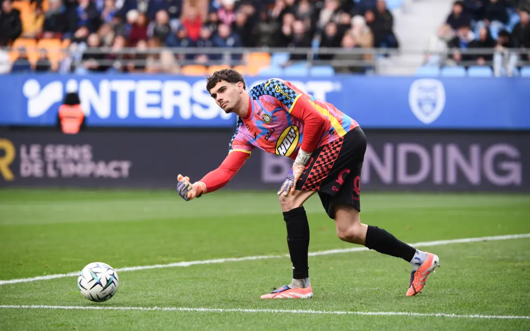 Parti libre de l&rsquo;ASSE, il pourrait d&eacute;j&agrave; signer dans un top club de Ligue 1