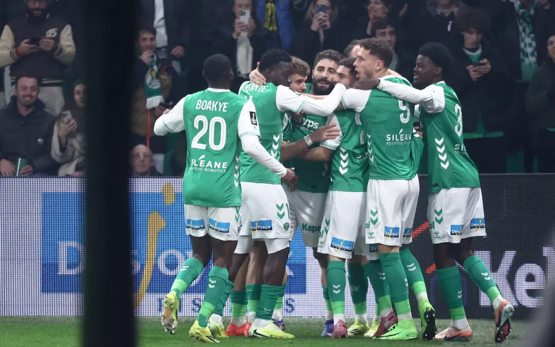 Succ&egrave;s pr&eacute;cieux : l&rsquo;ASSE reprend la 2e place