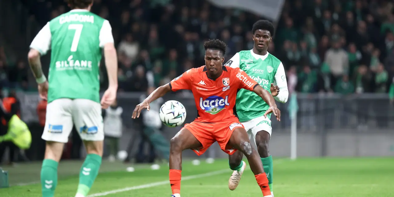 Ligue 2 : Un Vert dans l&rsquo;&eacute;quipe type de la J23 - ASSE