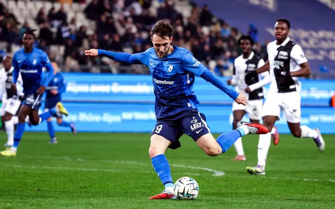 Ligue 2 : Grenoble capable d'un coup d'&eacute;clat face &agrave; l'ASSE