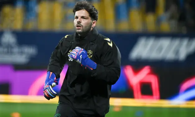 ASSE : Larsonneur sort les griffes au meilleur moment ?