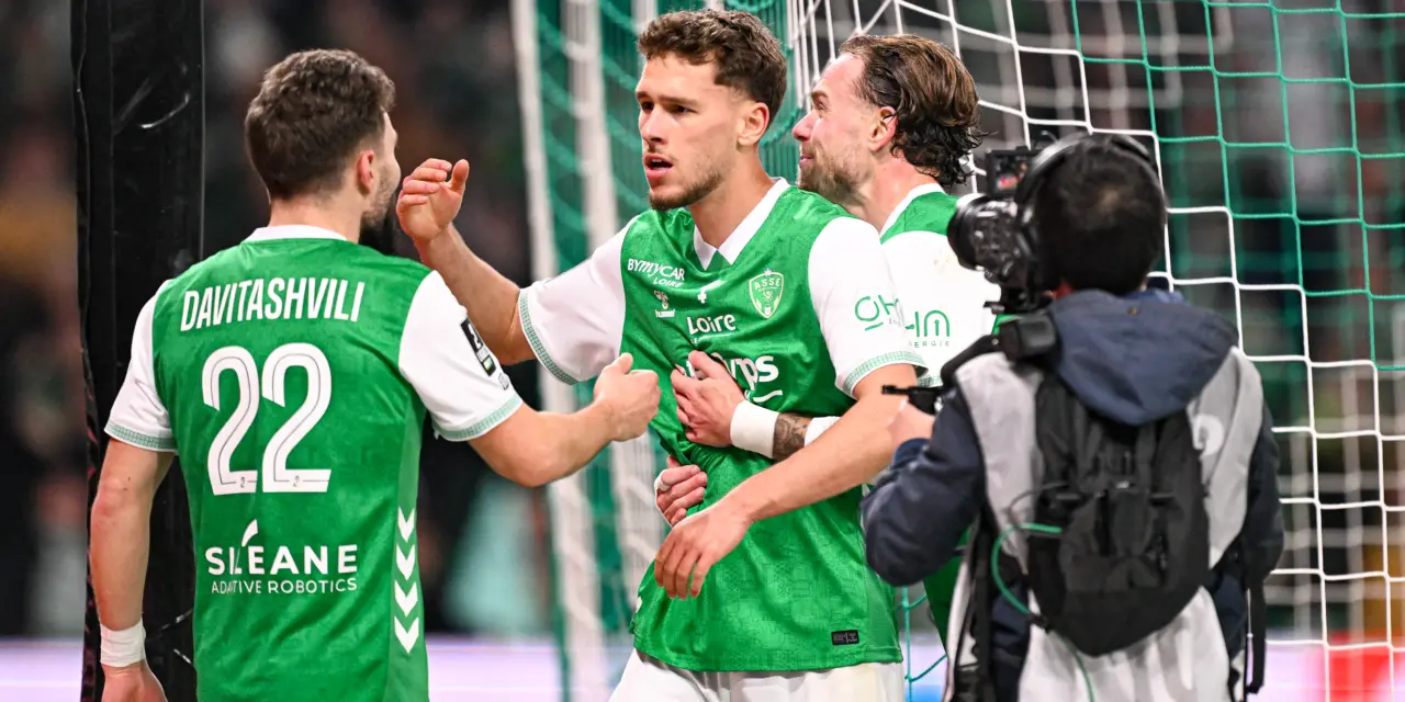 ASSE : "des artistes, qui ont transform&eacute; Geoffroy-Guichard en salle de spectacle"