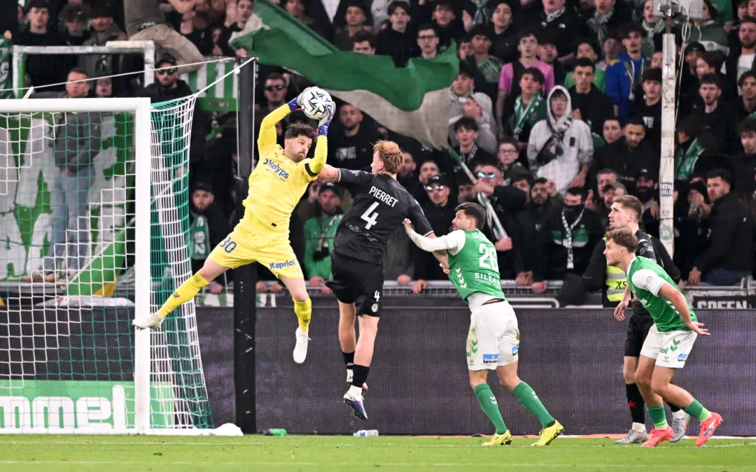 "Je crois que je me suis p&eacute;t&eacute;" : grosse inqui&eacute;tude apr&egrave;s la blessure de Gautier Larsonneur