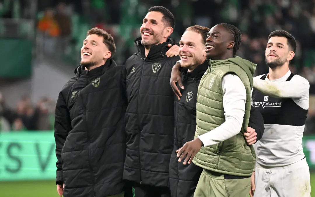 ASSE : Un sauveur, 2.8 milliards et un Vert qui affole la Ligue 2