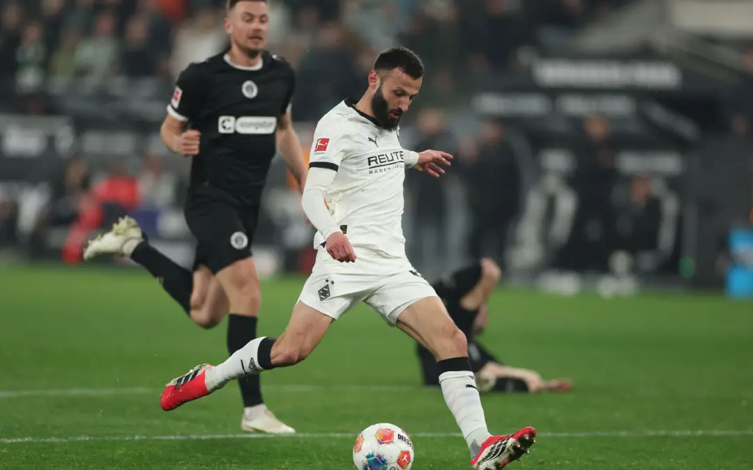 Anciens Verts : Des buteurs en pagaille, un expulsé et un blessé