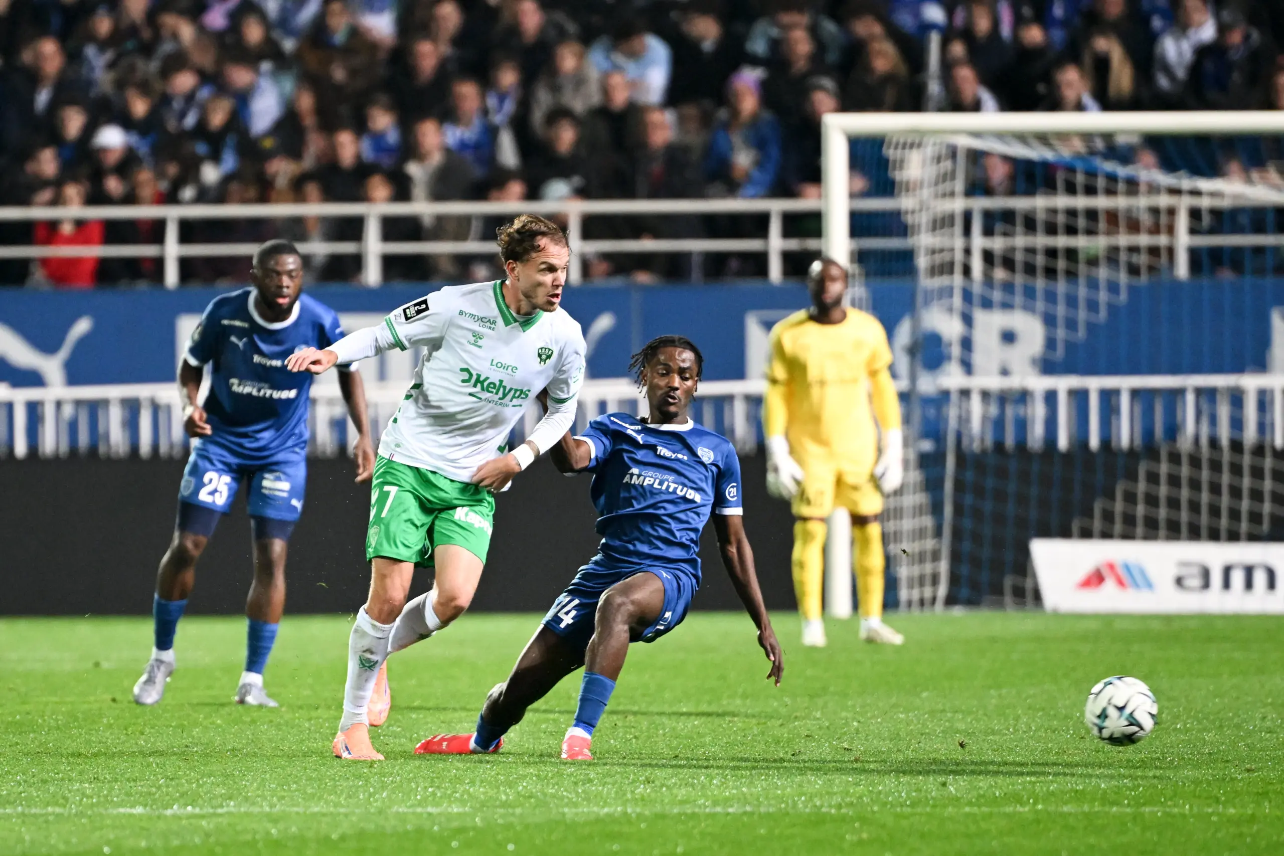 ASSE – Troyes : 600 troyens attendus au Chaudron, un parcage en feu