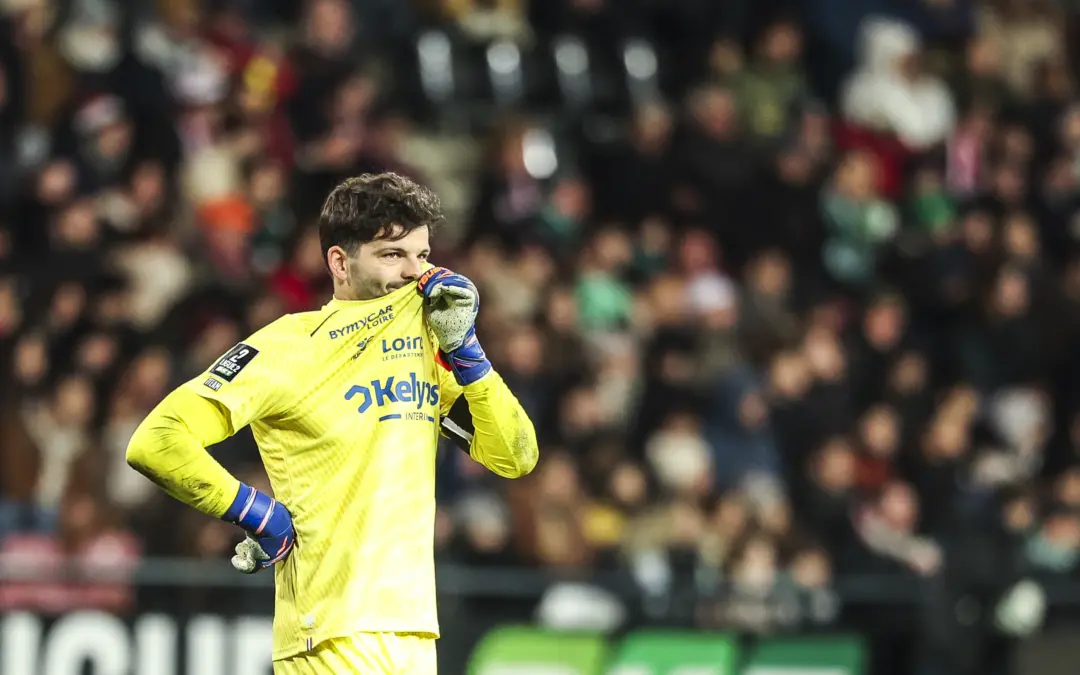 ASSE : Gautier Larsonneur au coeur de la temp&ecirc;te &agrave; Saint-Etienne