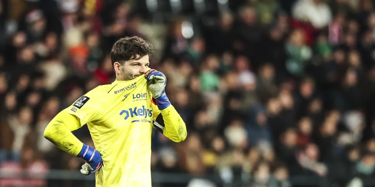 ASSE : Gautier Larsonneur au coeur de la temp&ecirc;te &agrave; Saint-Etienne
