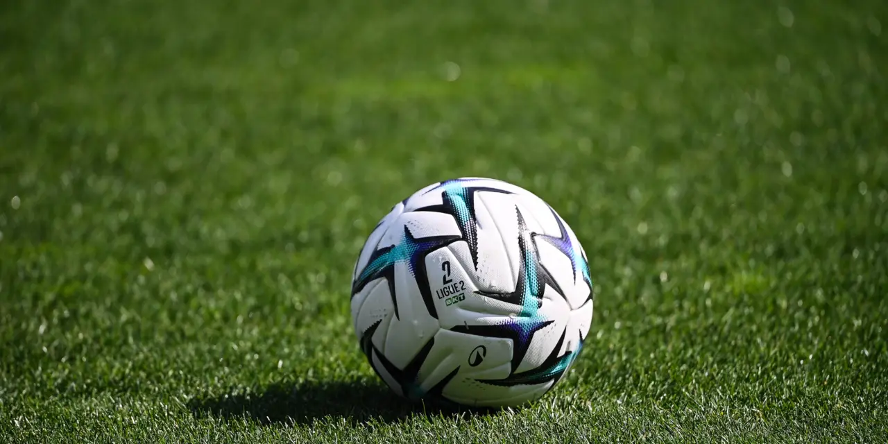 Ligue 2 : Laval s'impose et relance la lutte au maintien