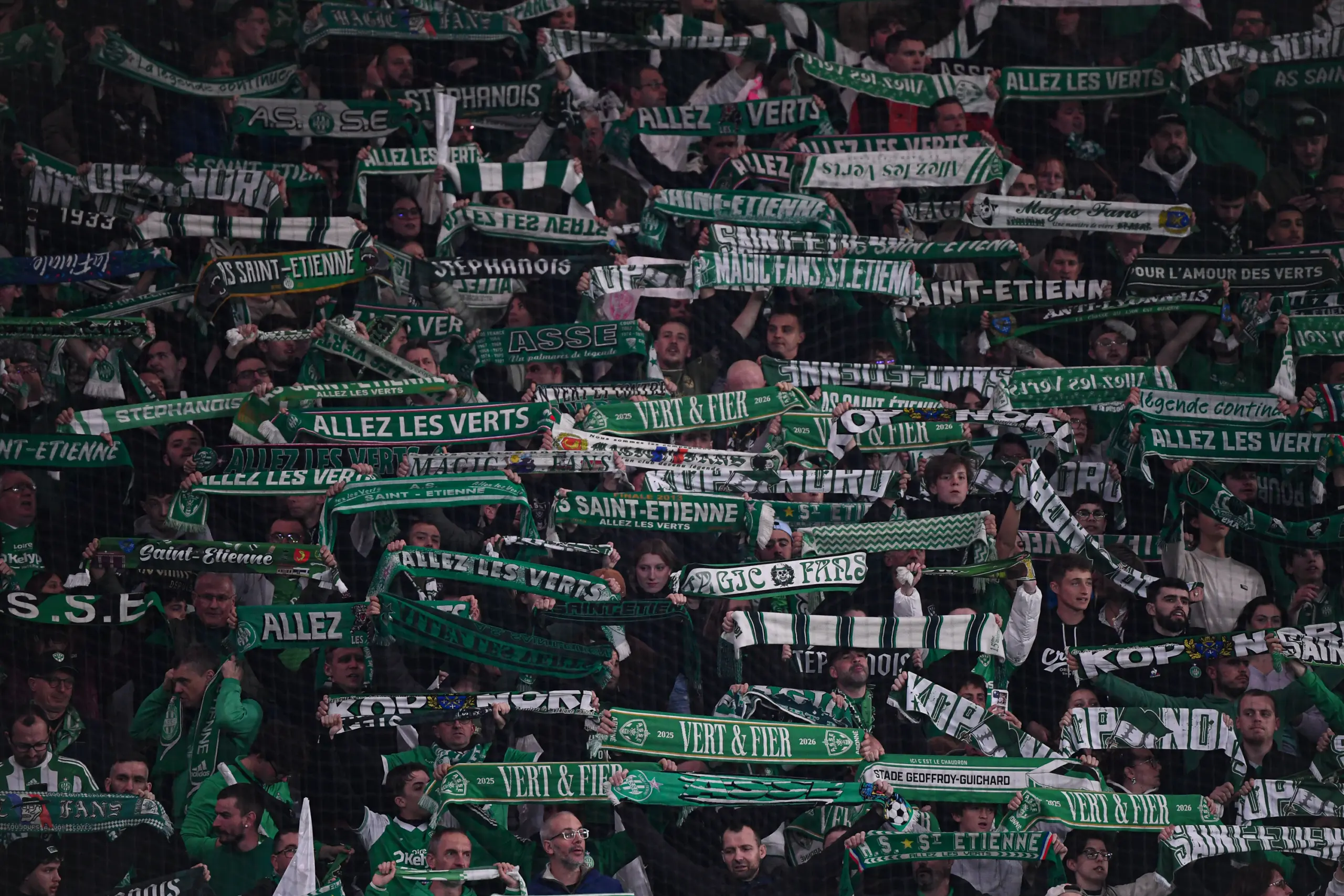 Dissolution des Groupes Ultras : LFI s'empare du sujet