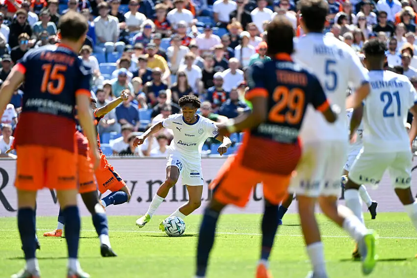 Ligue 2 : Les résultats de Troyes et Reims arrangent les Verts !