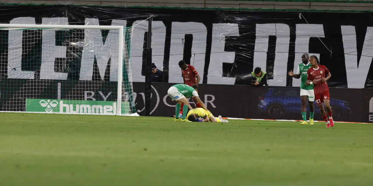 ASSE : Larsonneur bless&eacute; en fin de match ? Montanier r&eacute;pond