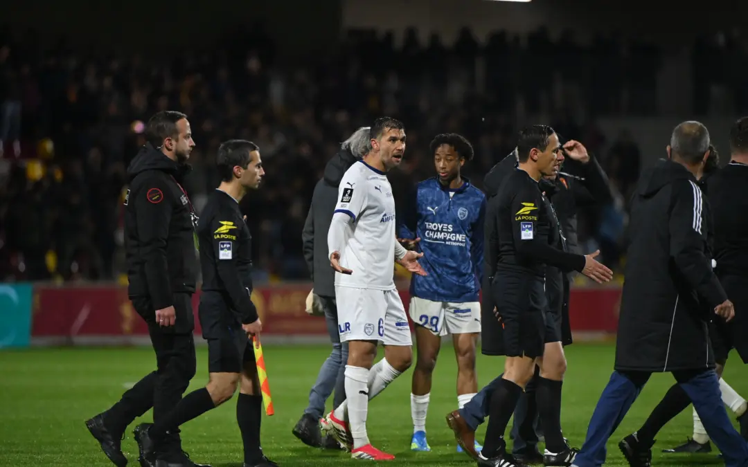 Ligue 2 : Troyes l'a mauvaise, Monfray s'en prend &agrave; l'abitrage