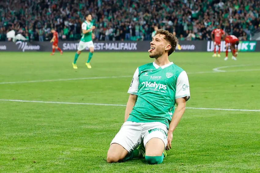 ASSE : Une victoire, la mont&eacute;e, des questions et des tensions