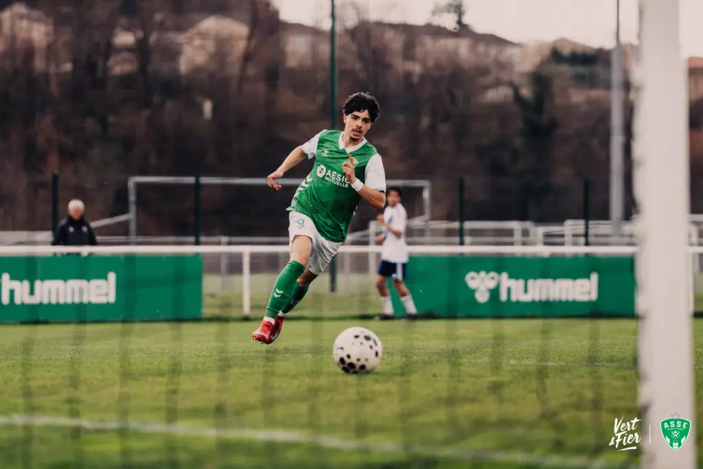 ASSE : Les Verts poussent pour signer un jeune joueur plein d'avenir