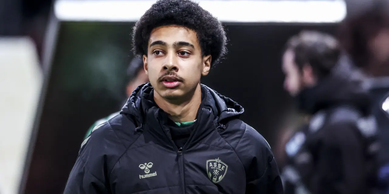 Mercato : Les deux dossiers br&ucirc;lants de l'ASSE de cet &eacute;t&eacute;
