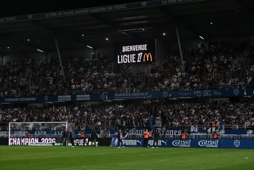 Sacré champion de Ligue 2, Troyes chambre l’ASSE