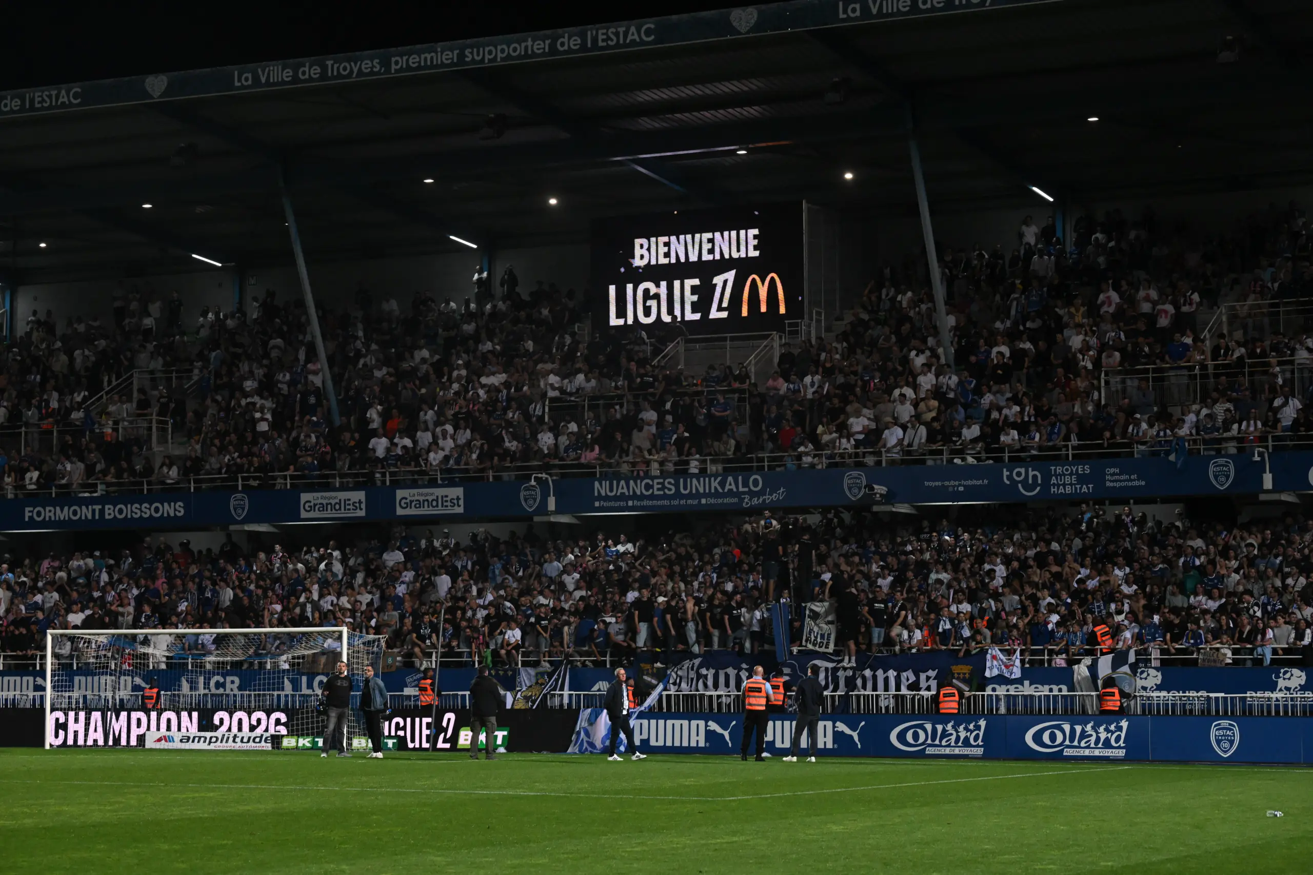 Sacré champion de Ligue 2, Troyes chambre l’ASSE
