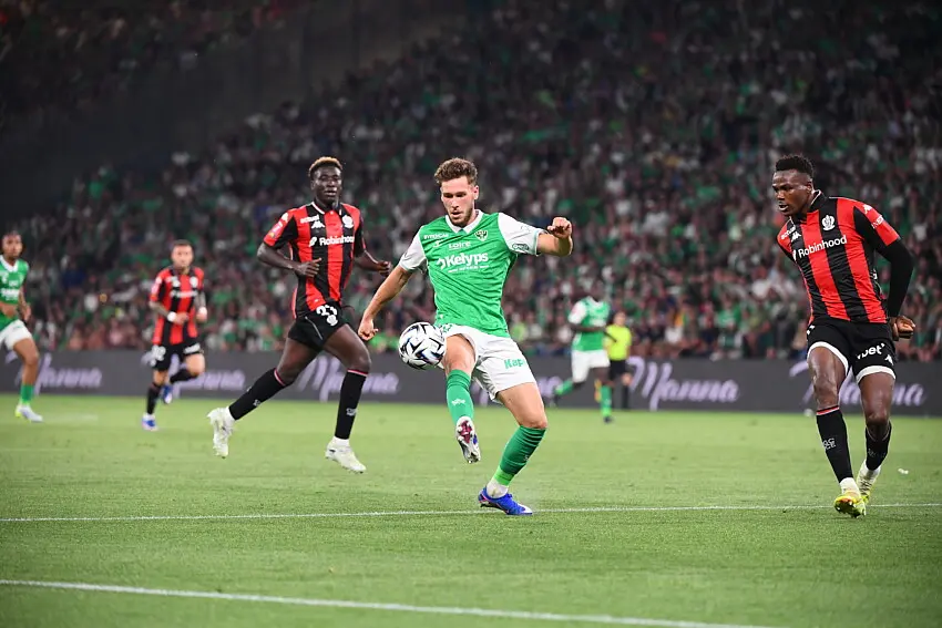 Stassin et Nice se r&eacute;pondent d&eacute;j&agrave; avant le retour