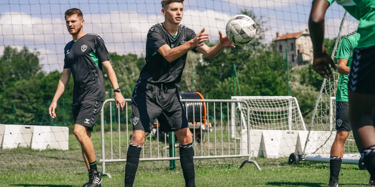 Qui est Guillaume B&eacute;nier, le couteau suisse de la formation de l'ASSE