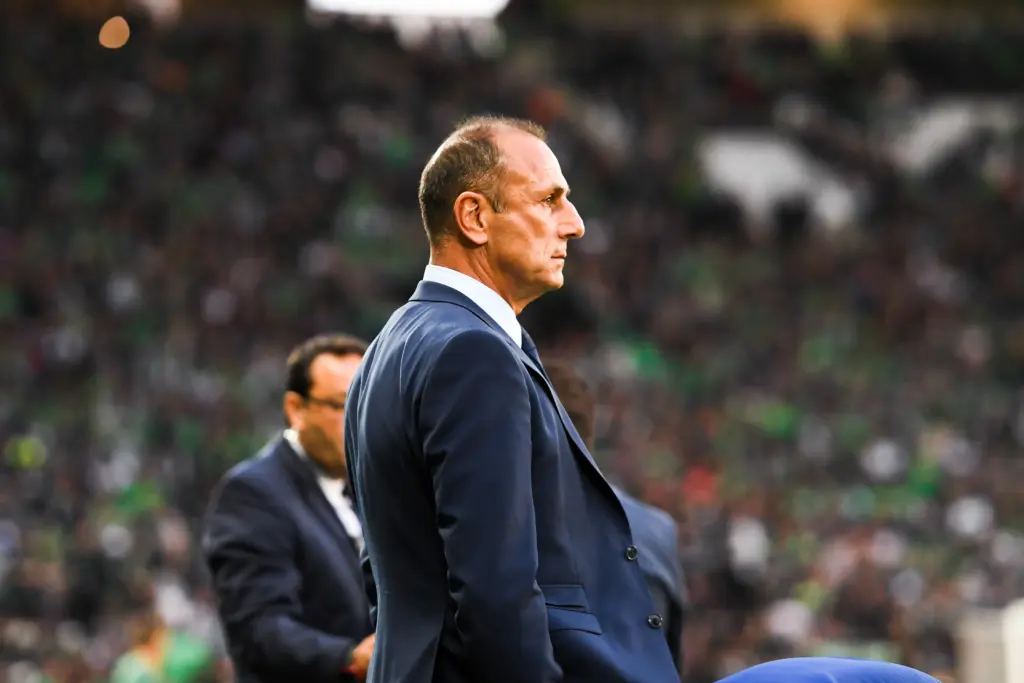 Ligue 2 : Nantes trouve son coach, Laval aussi, pas l'ASSE