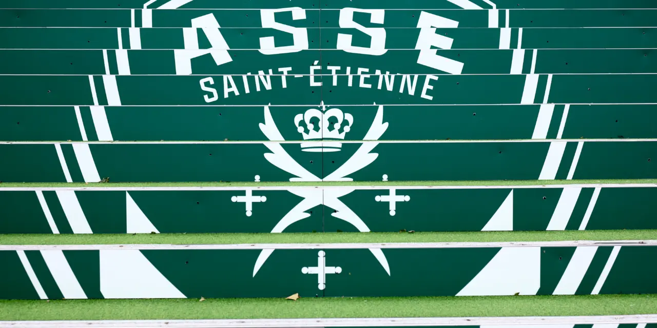 2,57 millions de supporters, 461 000 t&eacute;l&eacute;spectateurs, 32 000 par match : l'ASSE brille partout sauf au classement