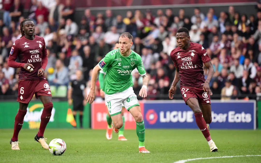 Ligue 2 : Metz officialise Holtz, un concurrent des Verts trouve son coach